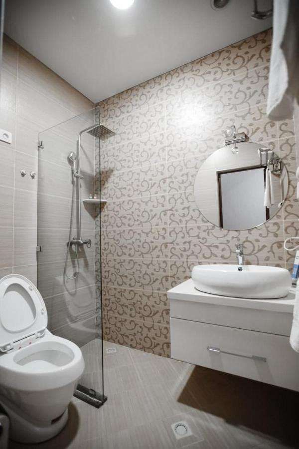 Shedevr Plaza Hotel Namangan Buitenkant foto