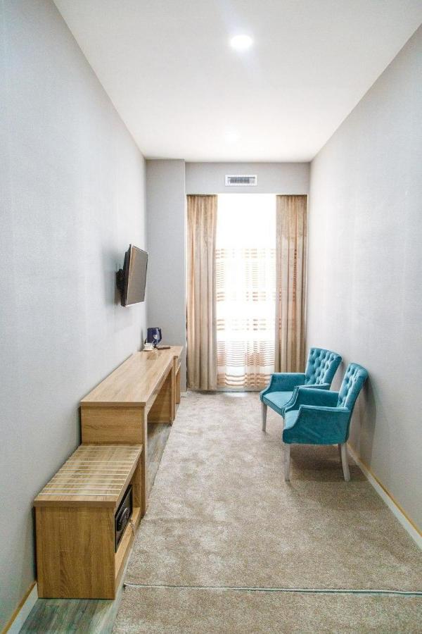 Shedevr Plaza Hotel Namangan Buitenkant foto