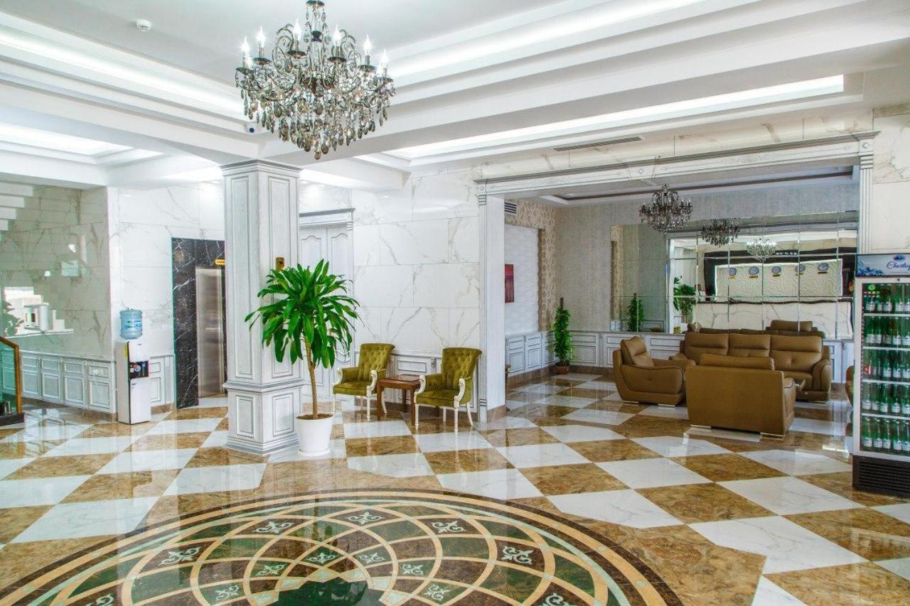 Shedevr Plaza Hotel Namangan Buitenkant foto