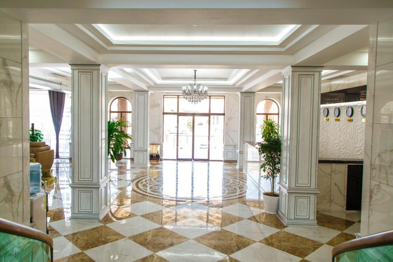 Shedevr Plaza Hotel Namangan Buitenkant foto